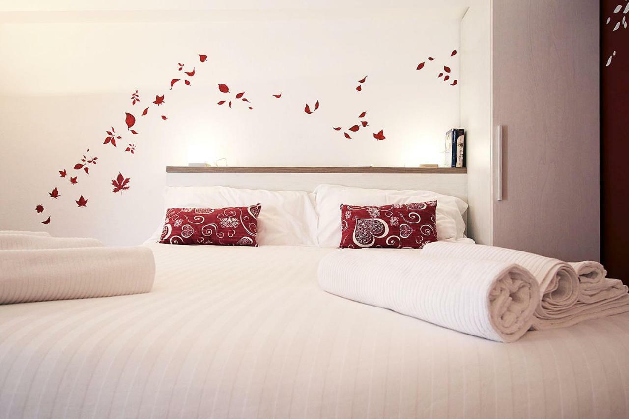 Suite Fiera Milano City Exterior foto